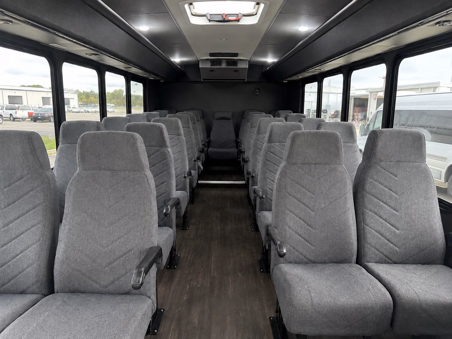 lincoln employee shuttles in lincoln for any company