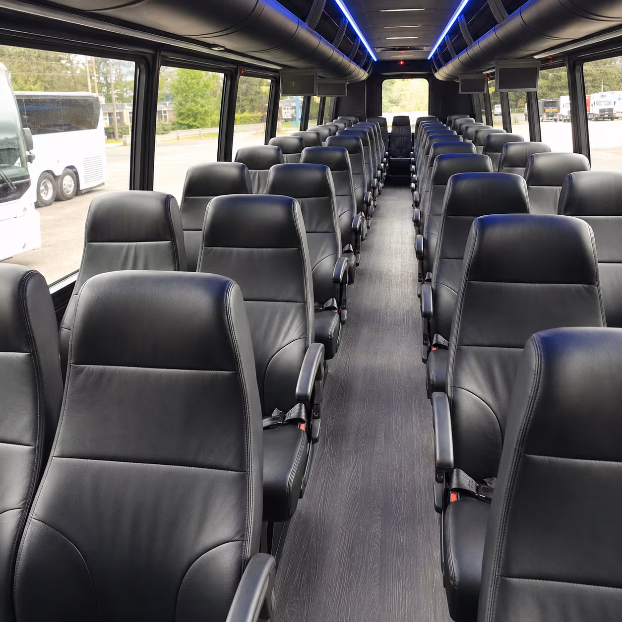 lincoln long distance charter bus rentals