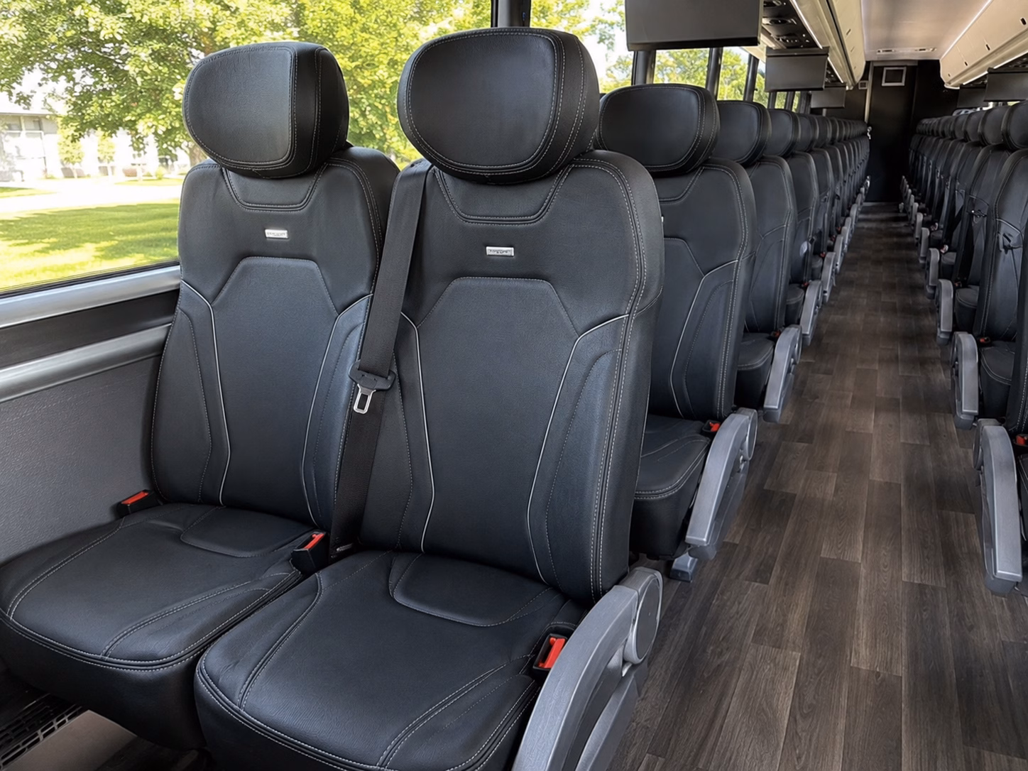 ranchocordovacharterbuscompany com is here for every toyota amphitheatre run from rancho cordova
