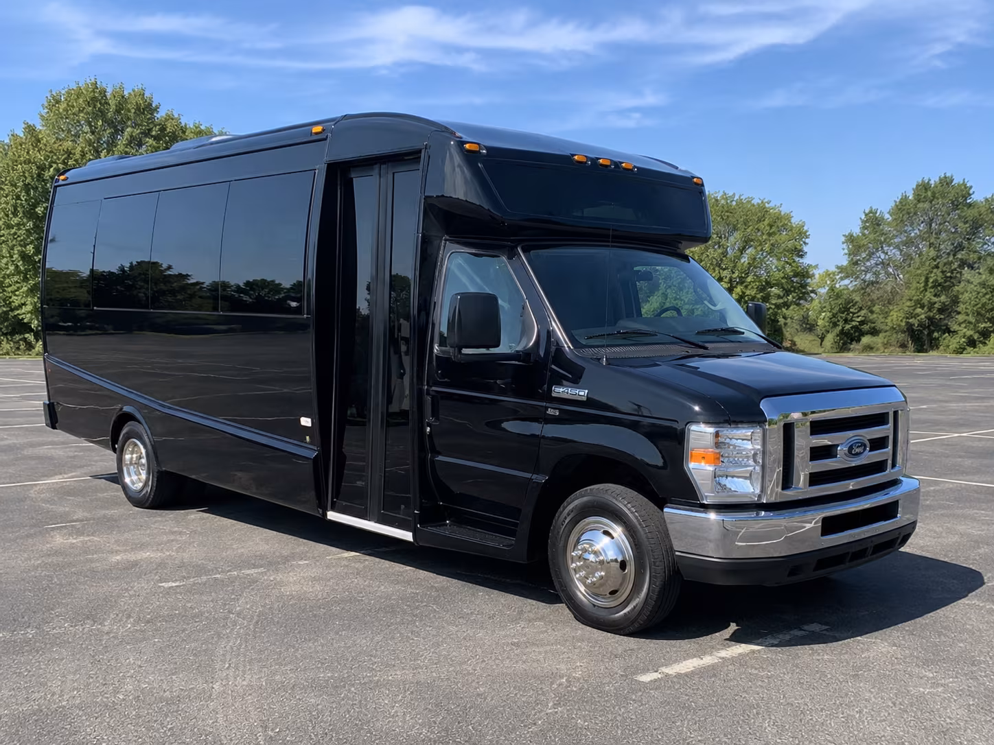 sacramento charter bus rentals to concerts festivals in sacramento