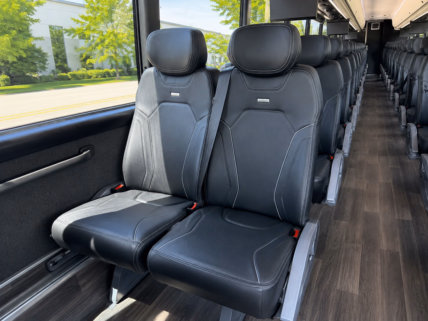 sacramento easy airport shuttle bus rentals in sacramento