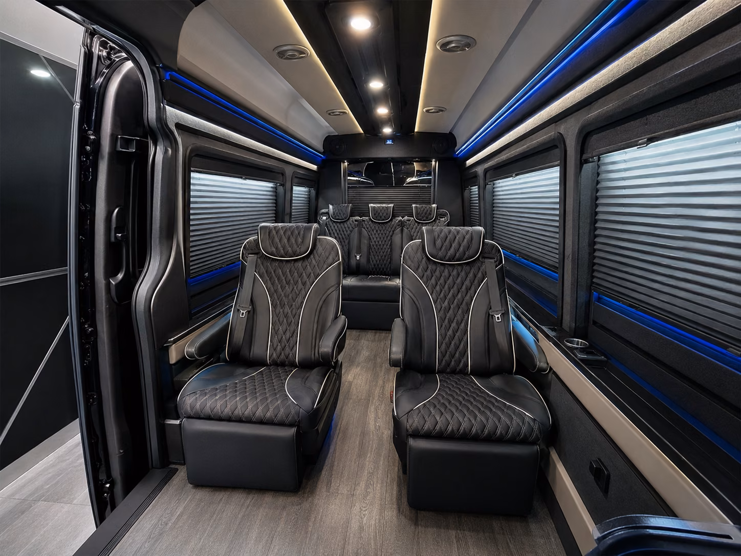 whatever your group size there s a bus in the network ready for your rancho cordova airport run